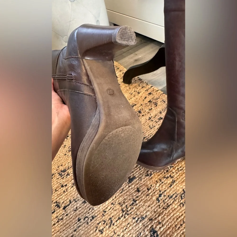 100% Genuine Leather Knee-High Boots - Size 6 - Picture 5 of 5